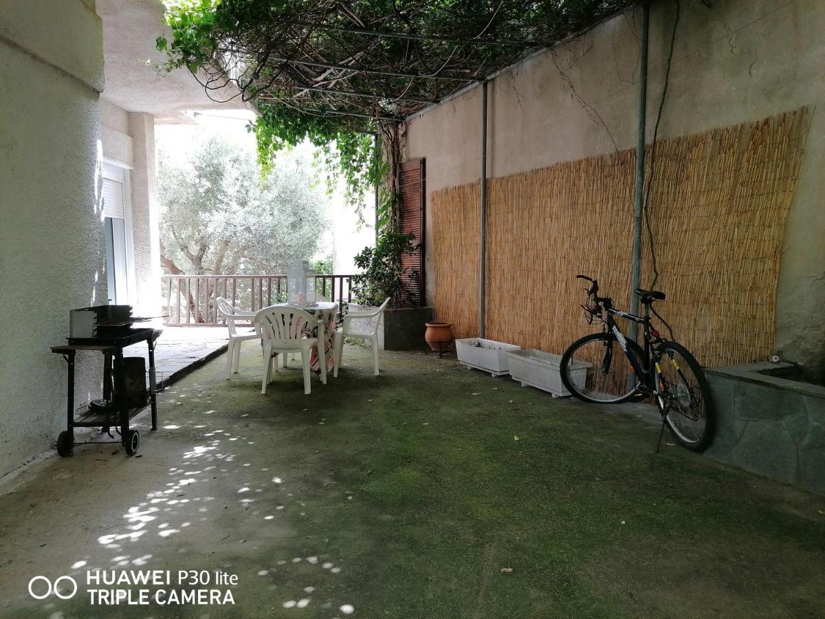 Velikis Apartments Toroni Exterior photo